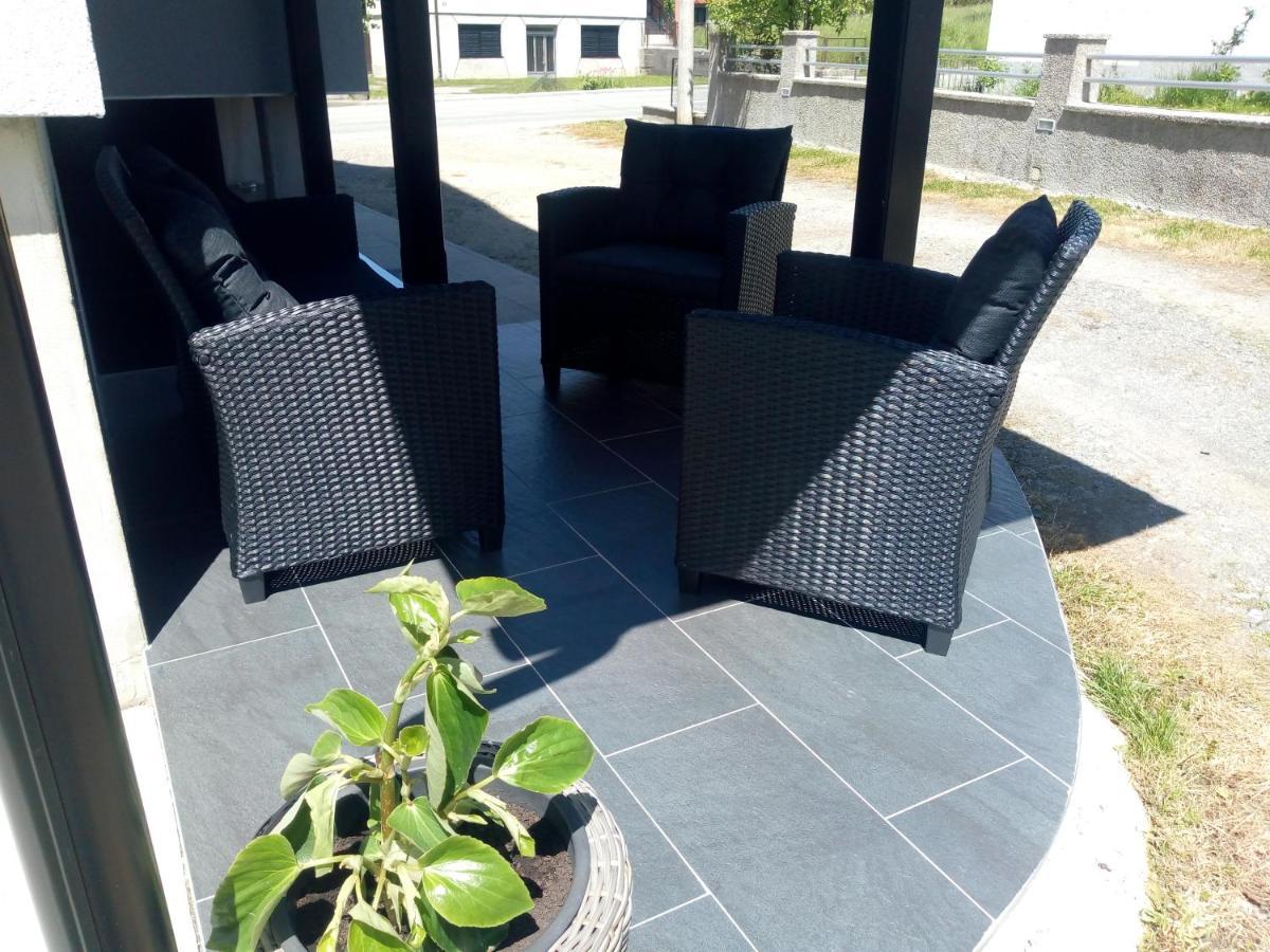 Apartman Gomirje เวอร์บอฟสโก ภายนอก รูปภาพ