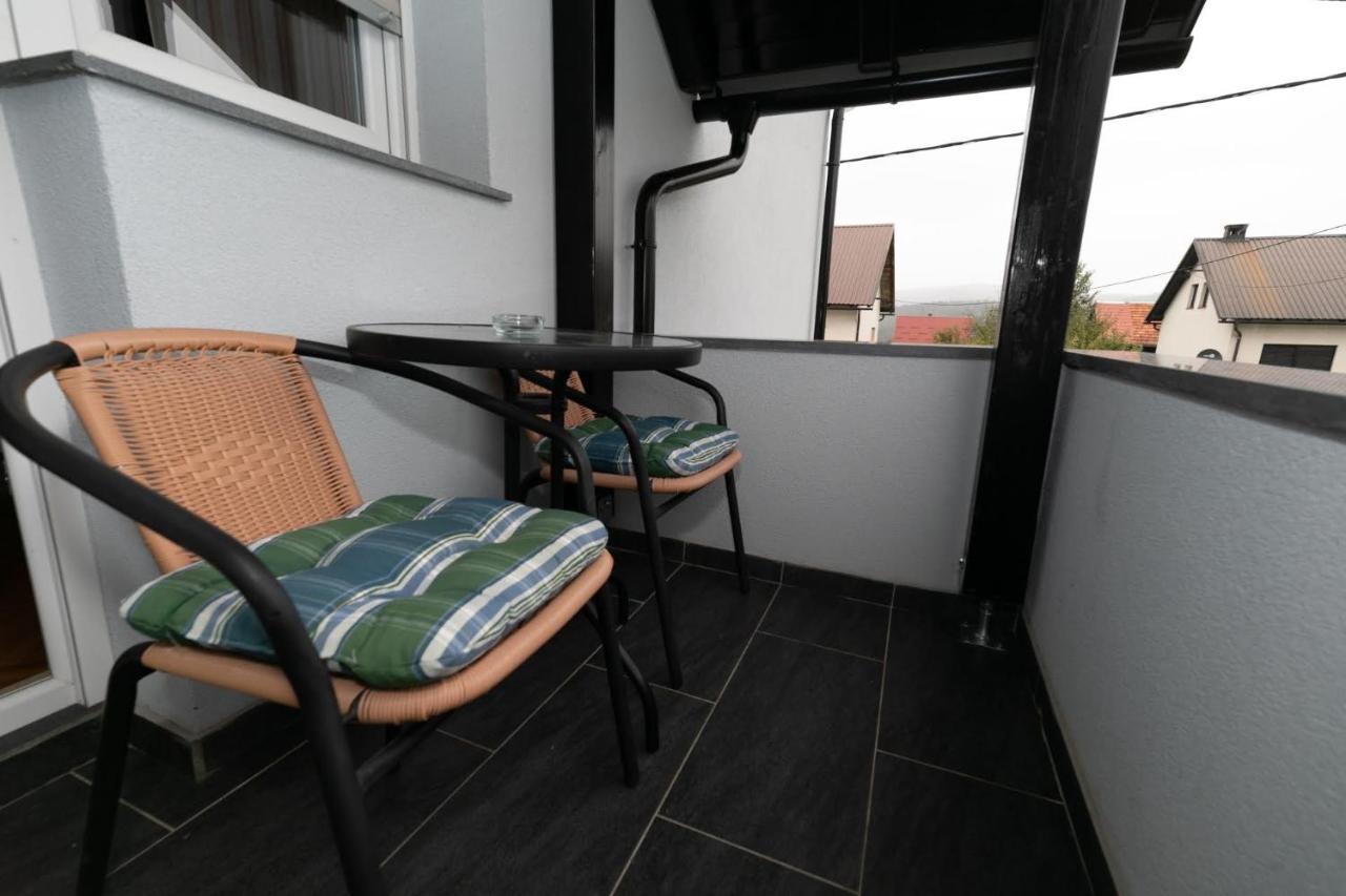 Apartman Gomirje เวอร์บอฟสโก ภายนอก รูปภาพ